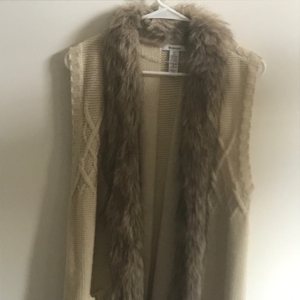STYLE & CO. FAUX TRIMMED SWEATER VEST SIZE XL